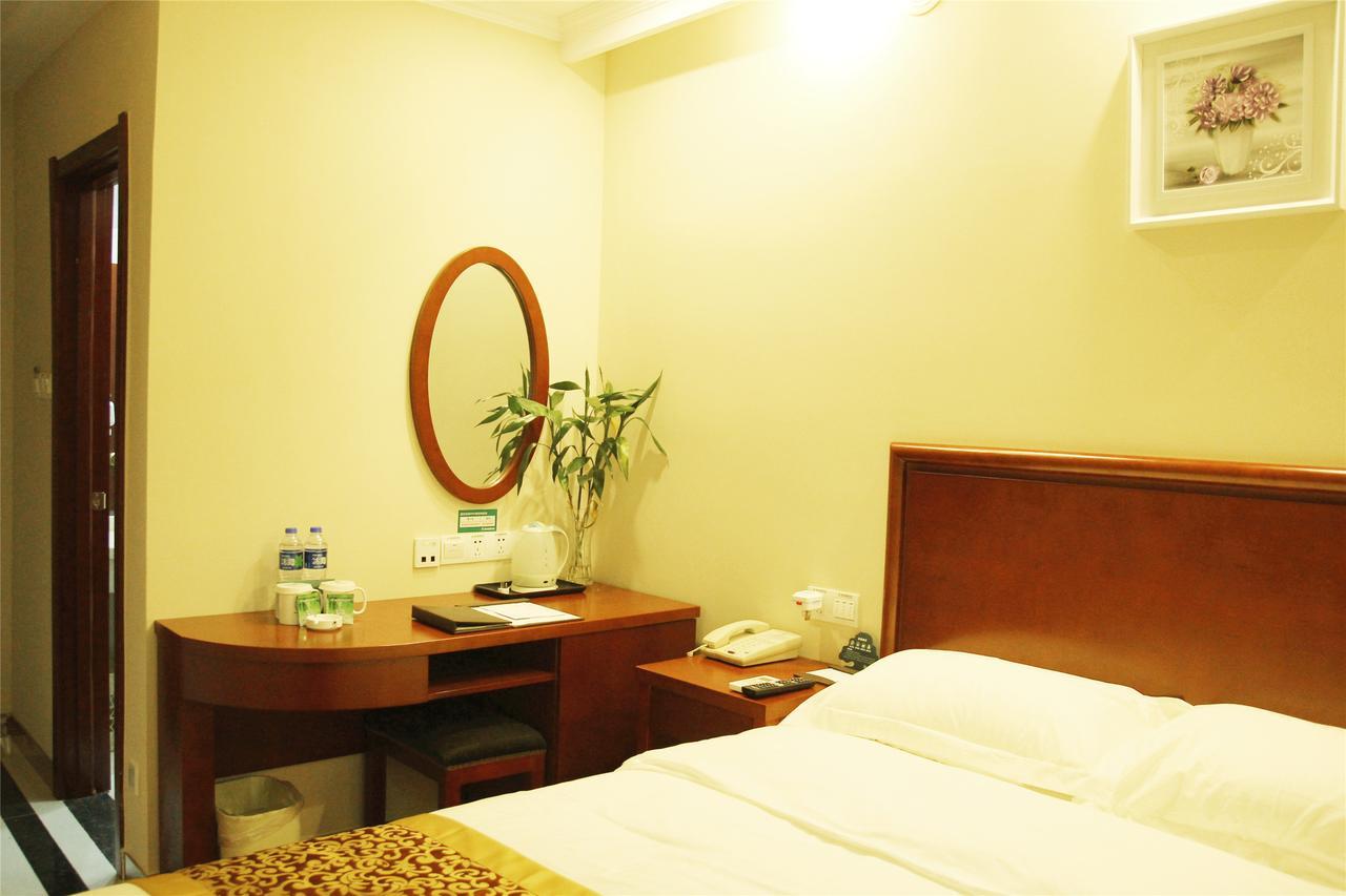 Greentree Inn Jiangsu Taizhou Jingjiang Bus Station Express Hotel Buitenkant foto